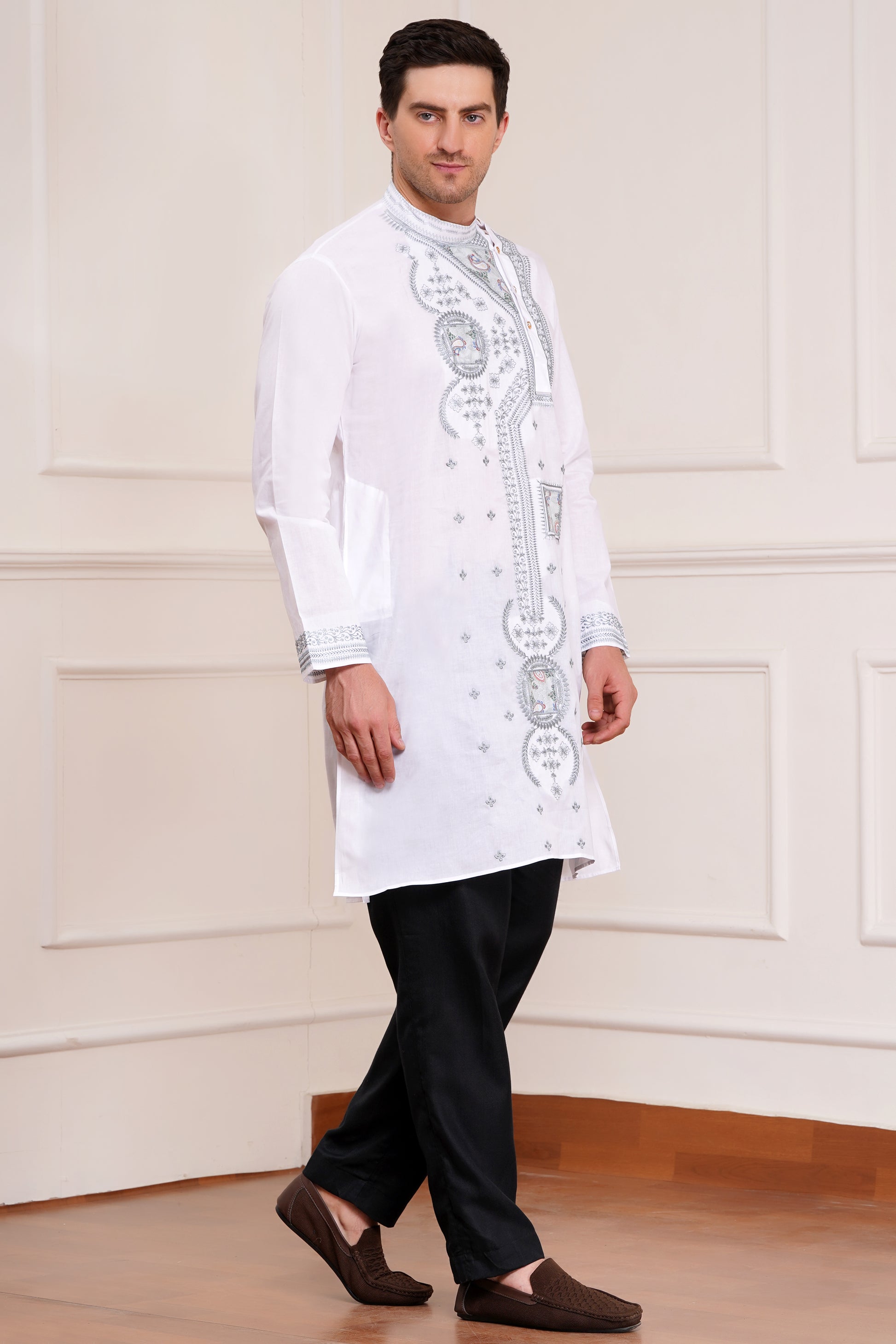 Men White Kurta with Bengali design and side buttons Traditional