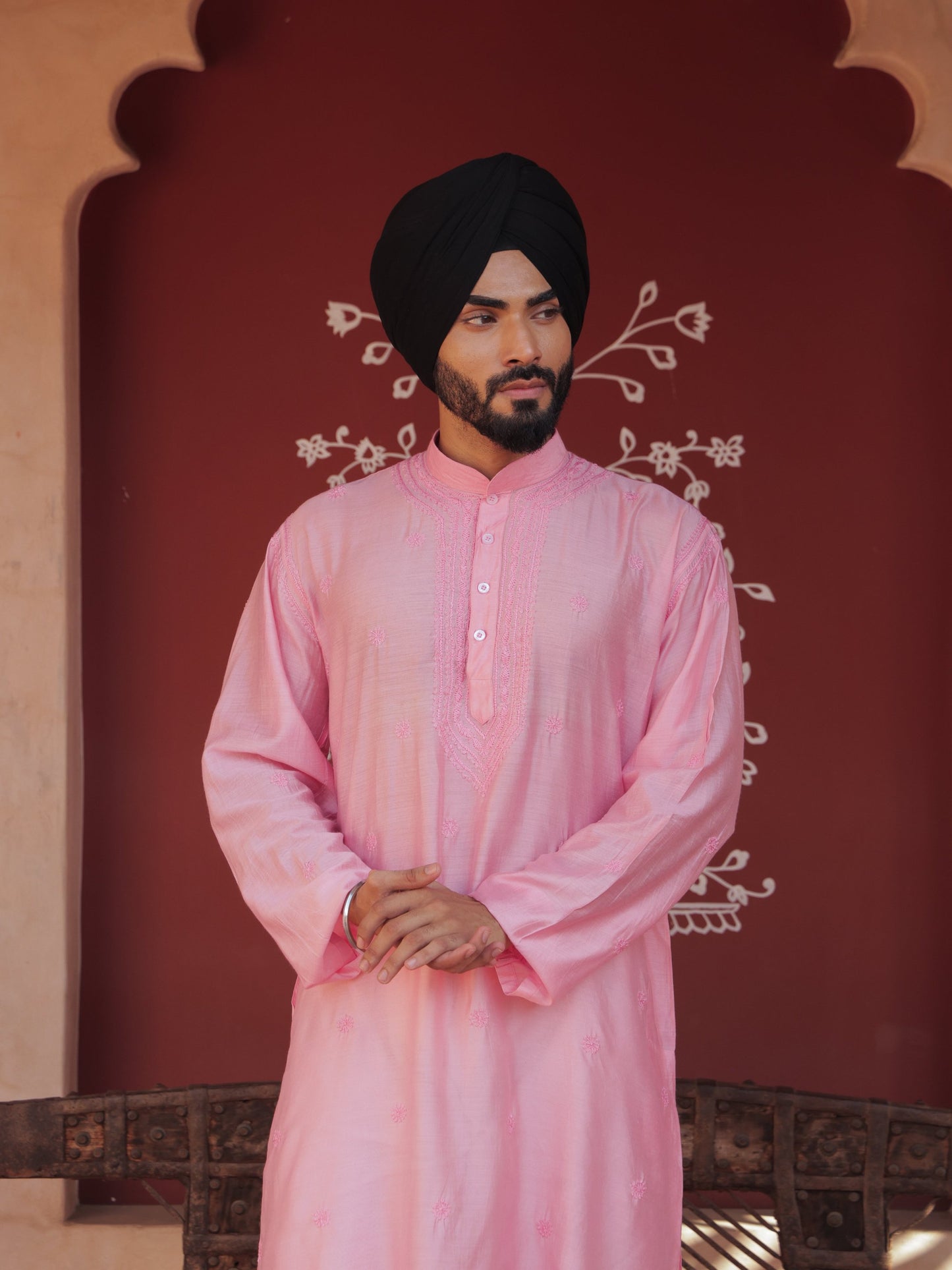 Men Pink chikankari Kurta  made of pure Linen, full length, button closure, fine embroidery on placket, full sleeves, mandarin collar, side pockets, traditional wear for family occasions, casual wear